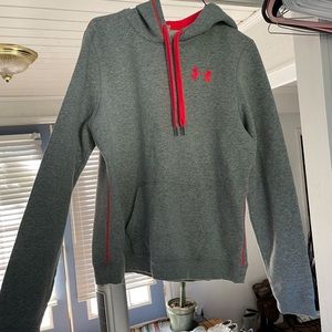 UA women’s size Large